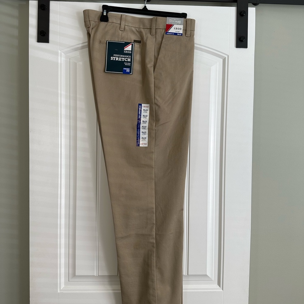 Izod Men’s Straight Fit Pants